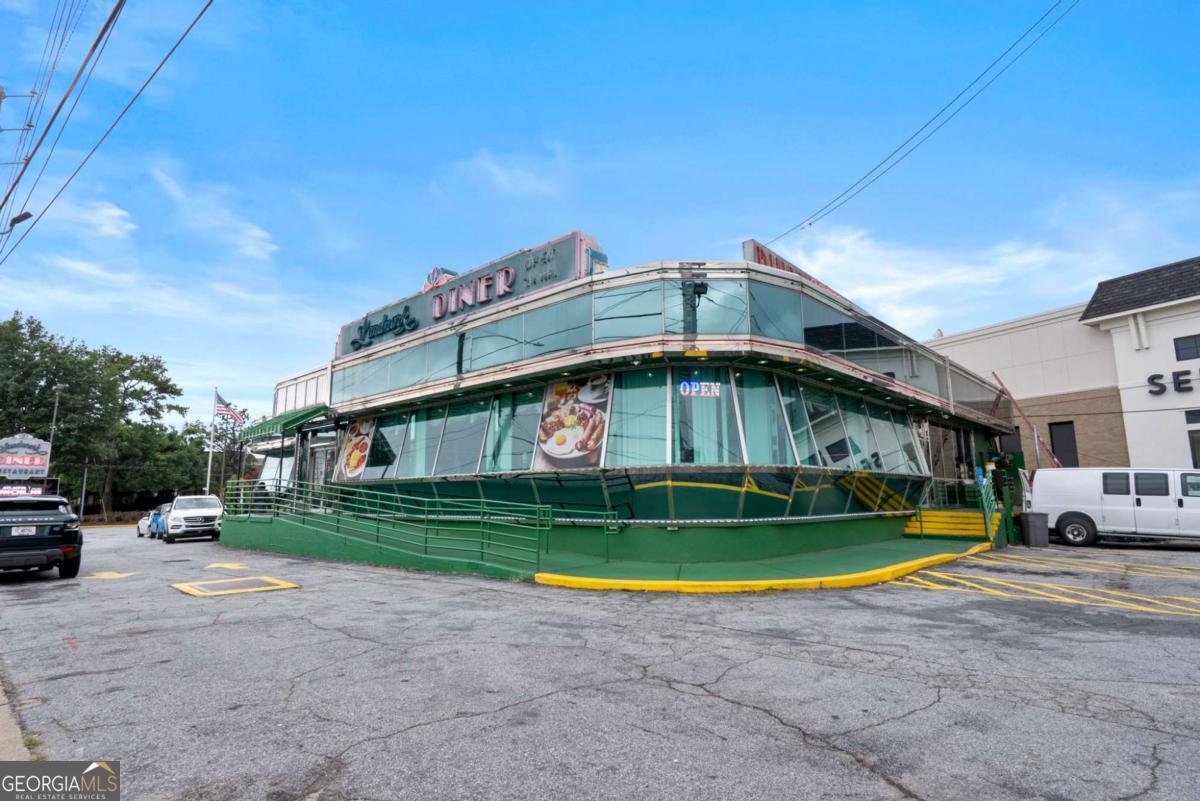 510 Forest Valley Road Sandy Springs - 54