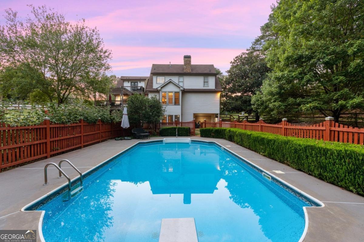 1350 Hendon Road Woodstock - 2