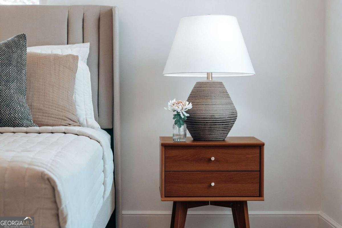 585 Sherwood Road Atlanta - 17