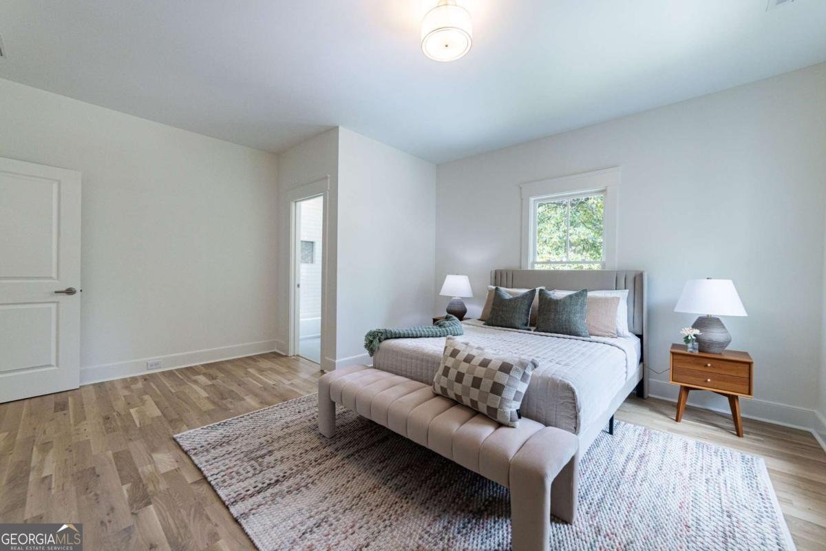 585 Sherwood Road Atlanta - 35