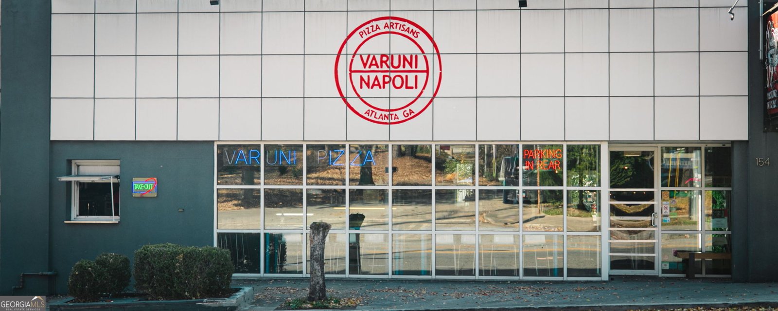 585 Sherwood Road Atlanta - 58