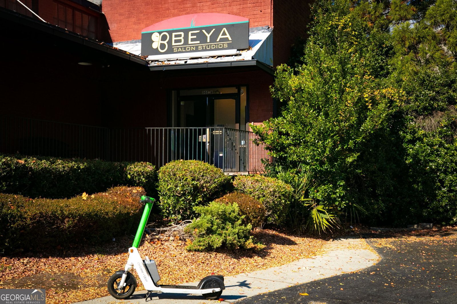 585 Sherwood Road Atlanta - 67