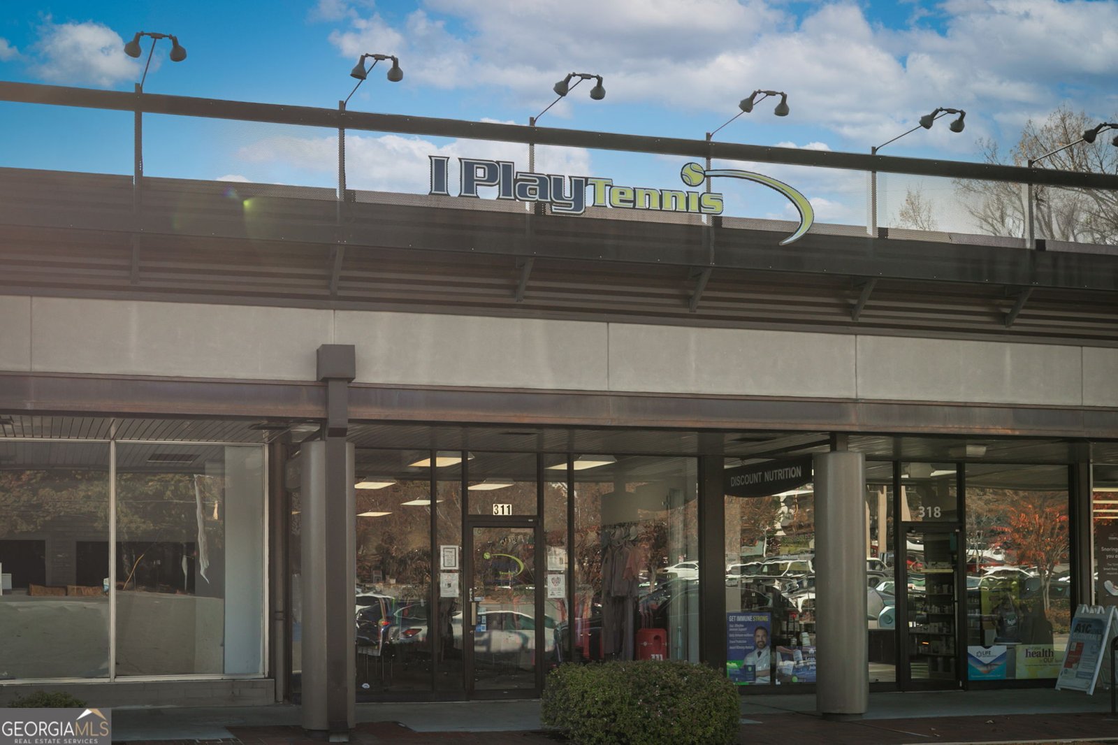 585 Sherwood Road Atlanta - 79