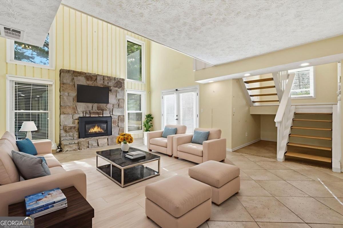 4107 Signal Ridge Lilburn - 3