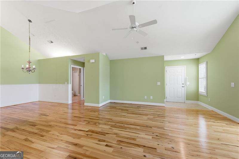 945 BURNT HICKORY Circle Marietta - 17