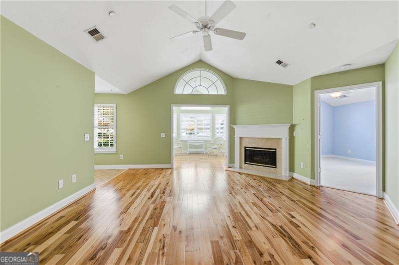 945 BURNT HICKORY Circle Marietta - 7