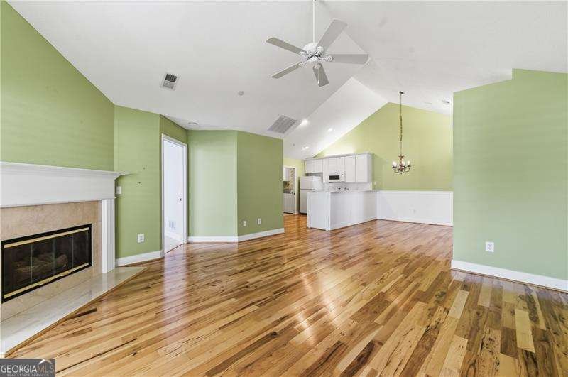 945 BURNT HICKORY Circle Marietta - 8