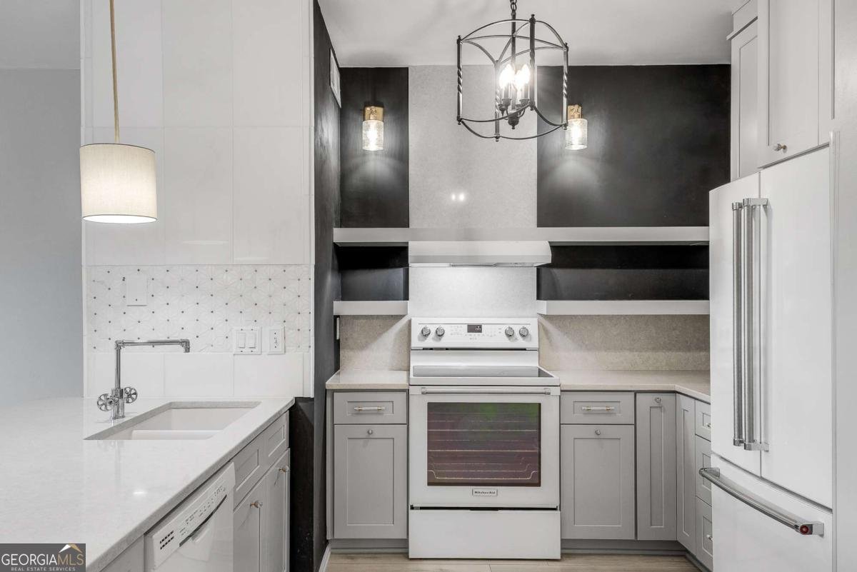 821 Ralph Mcgill Boulevard Atlanta - 8