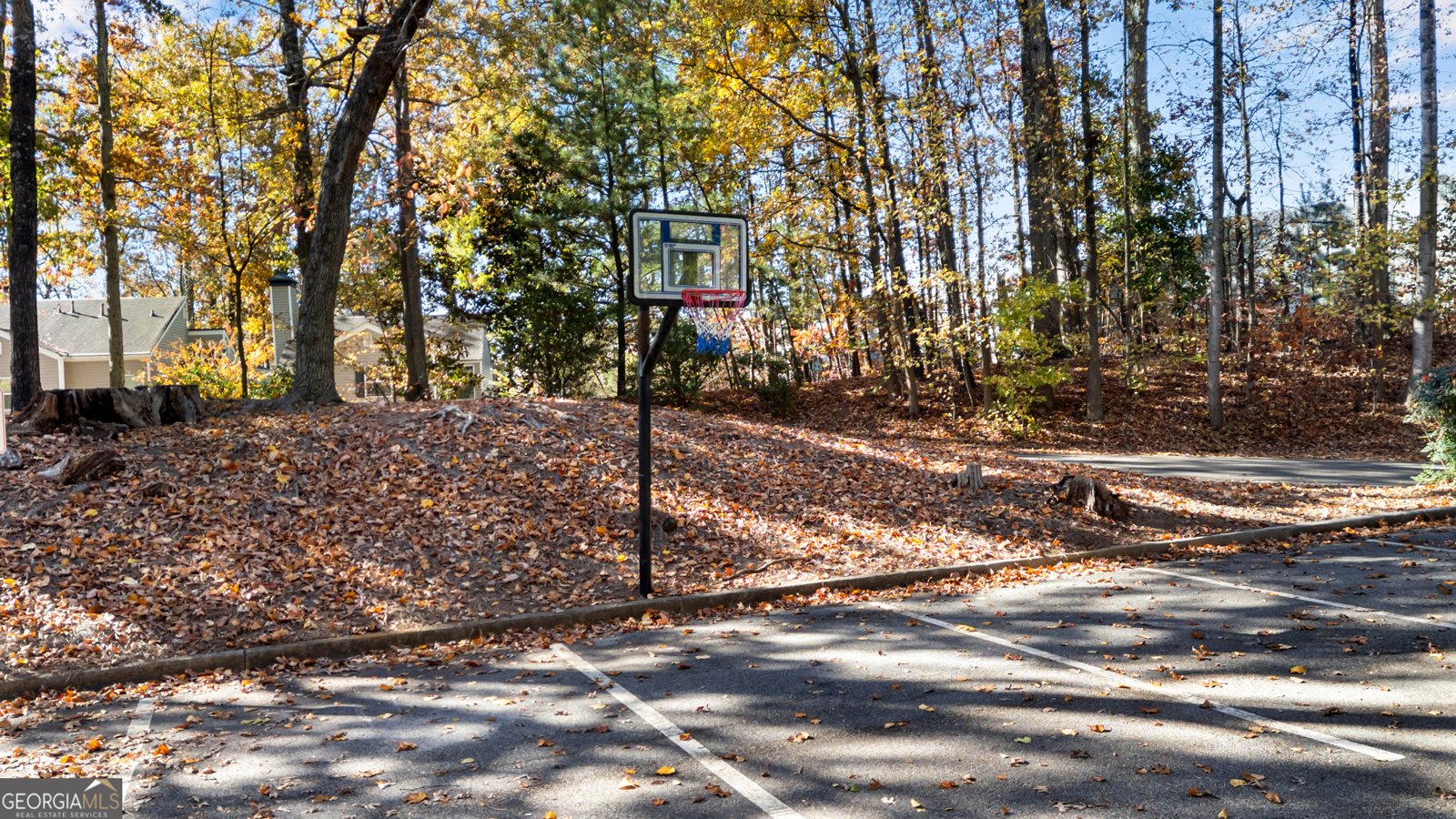 54 Basswood Circle Sandy Springs - 26