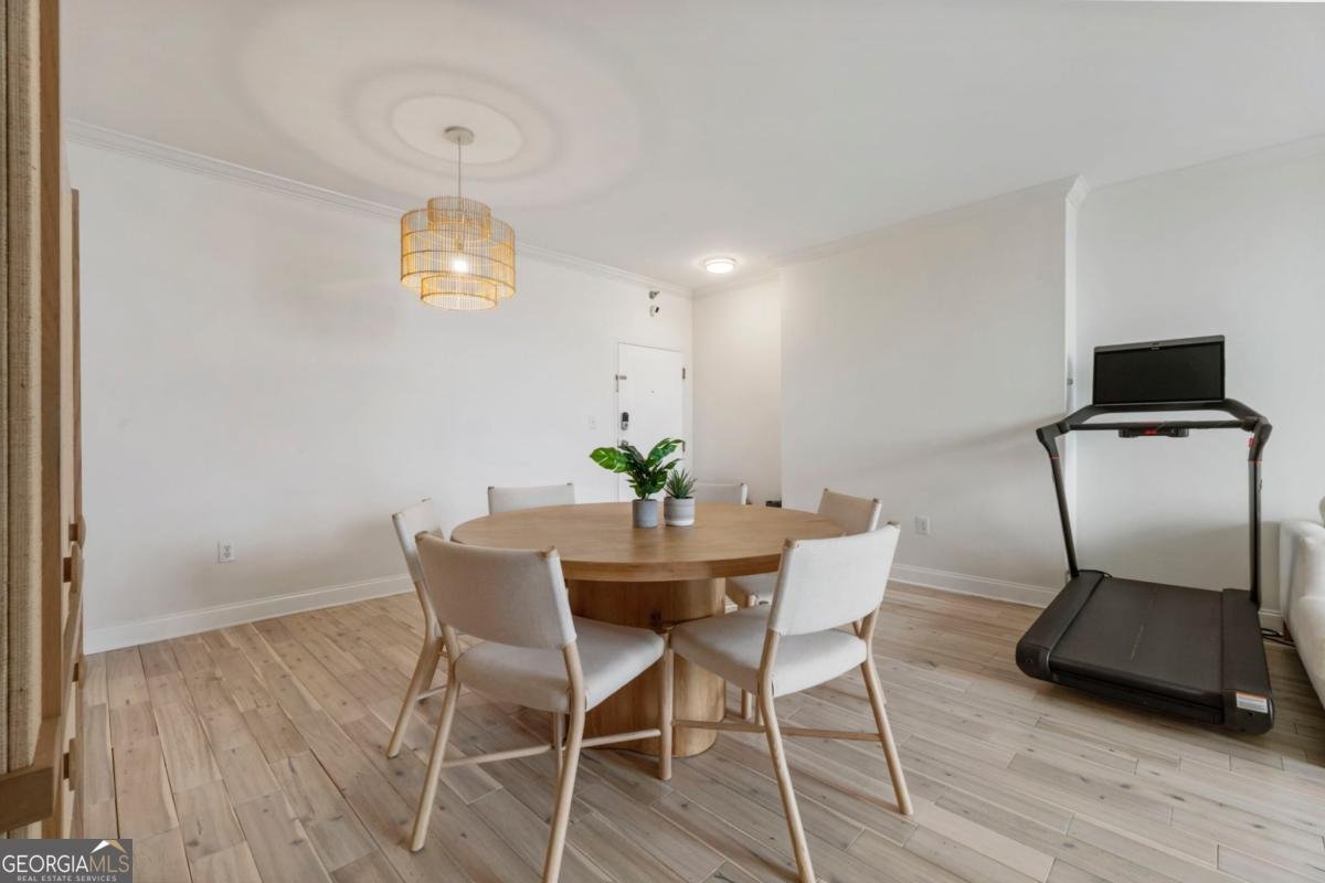 2479 Peachtree Road Atlanta - 16