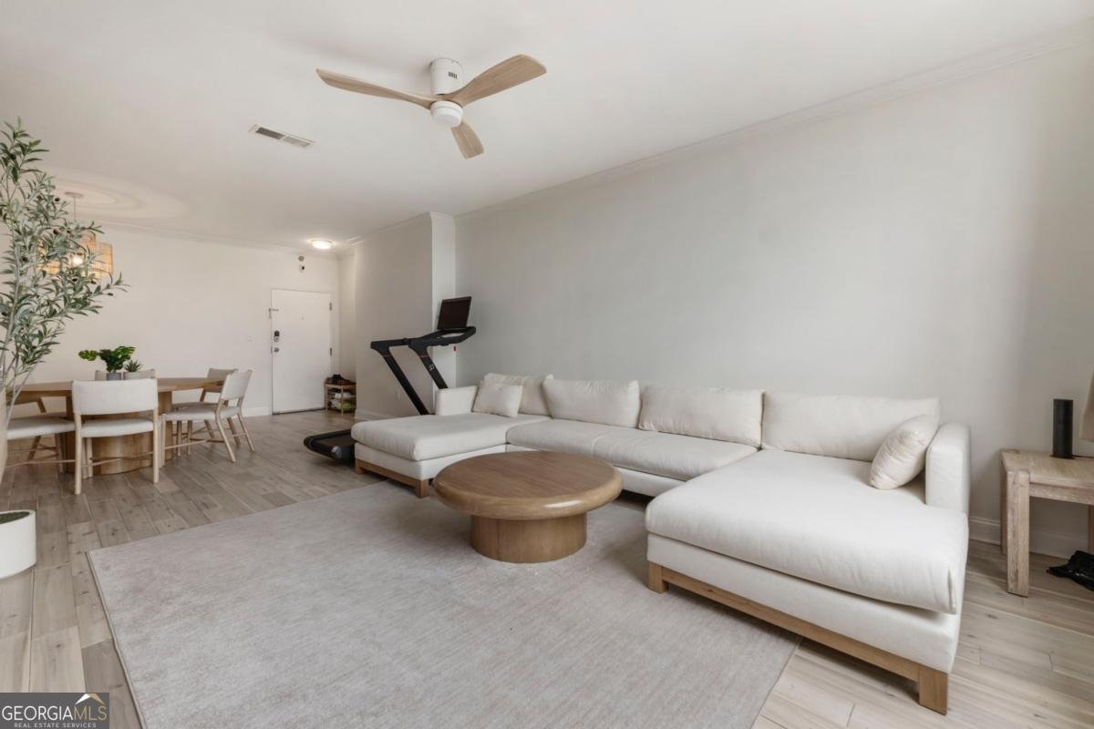 2479 Peachtree Road Atlanta - 4