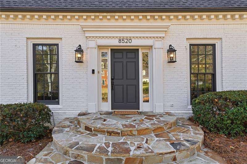 8520 Valemont Drive Sandy Springs - 11