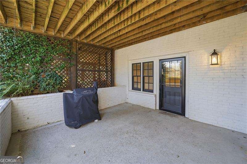 8520 Valemont Drive Sandy Springs - 65