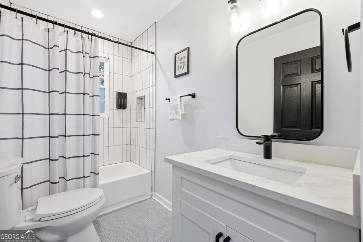 3833 BAKERS FERRY Road Atlanta - 10