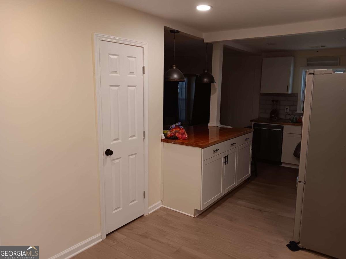 466 Lake Drive Atlanta - 3