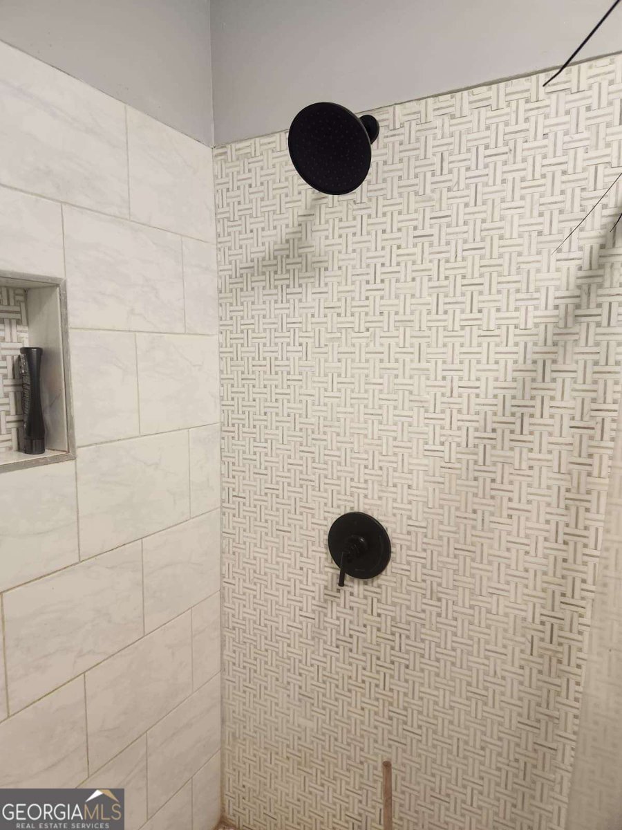 466 Lake Drive Atlanta - 7