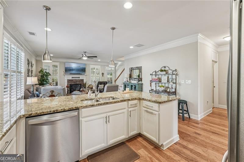 102 Woodsdale Drive Canton - 23