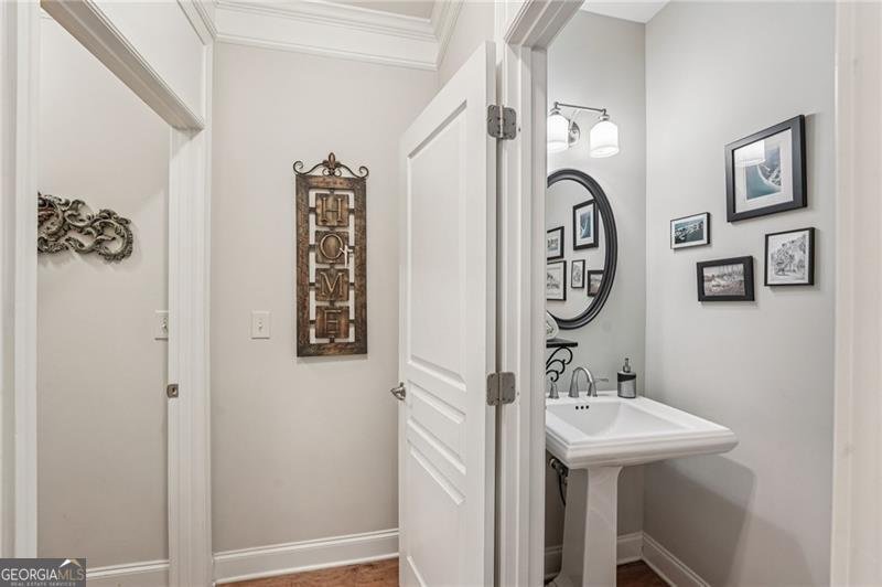 102 Woodsdale Drive Canton - 26