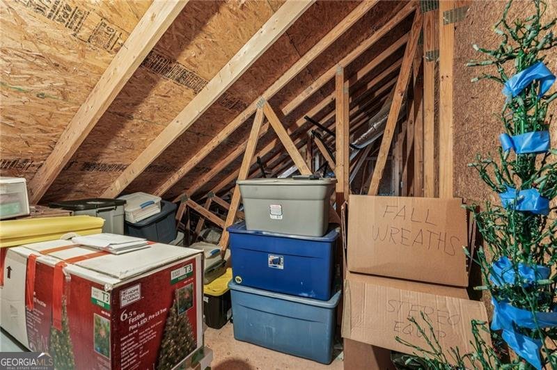 102 Woodsdale Drive Canton - 43