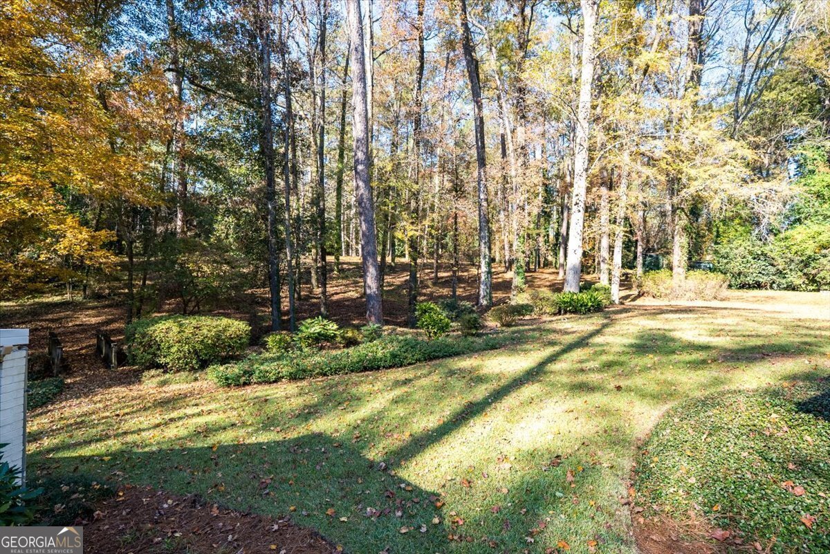 2783 Hillandale Circle Macon - 23