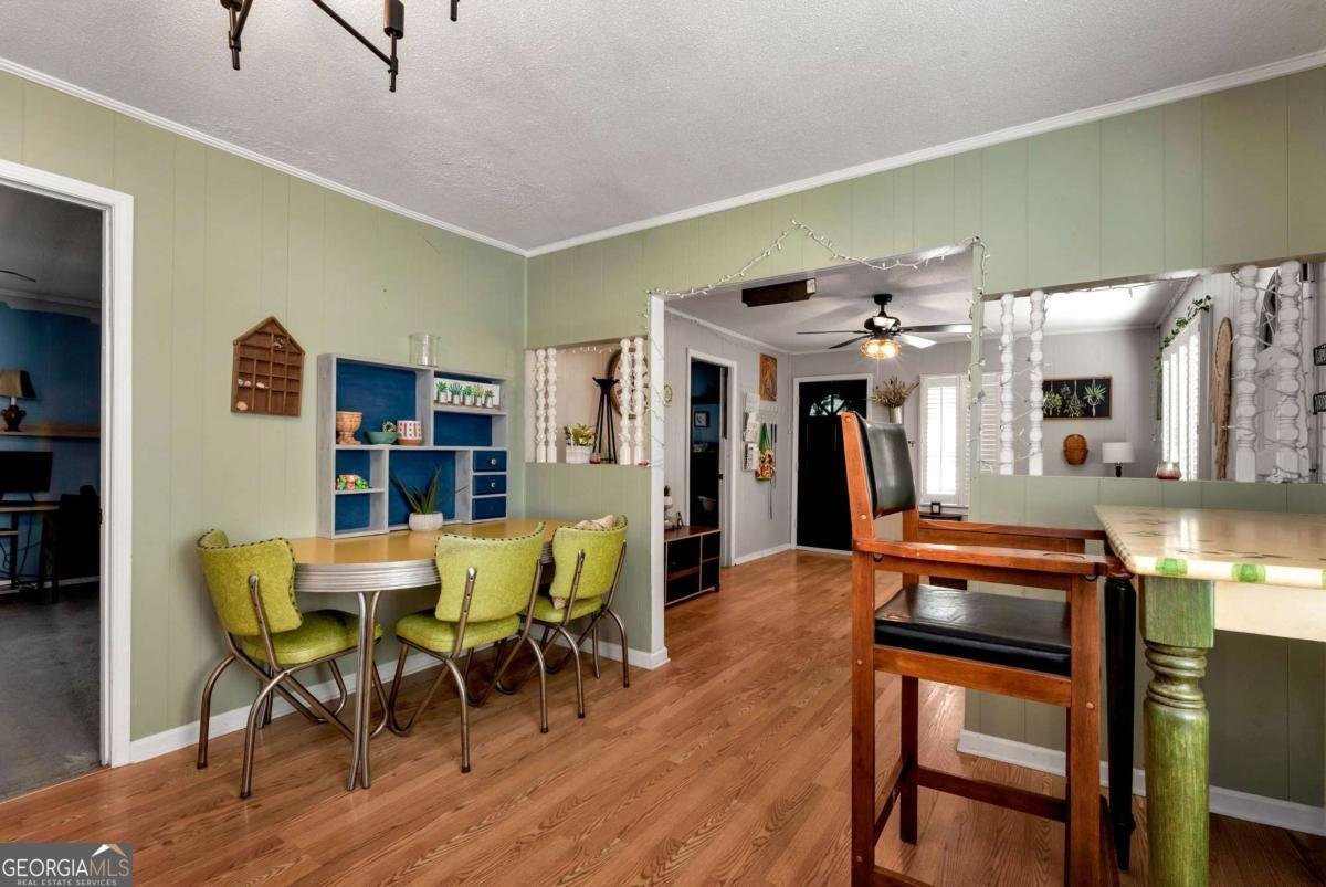 111 College Avenue Canon - 16