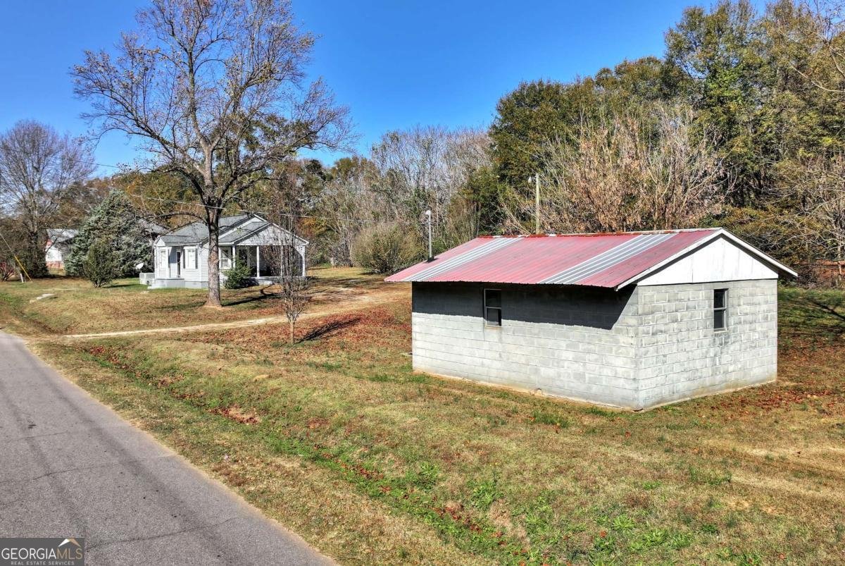 111 College Avenue Canon - 28