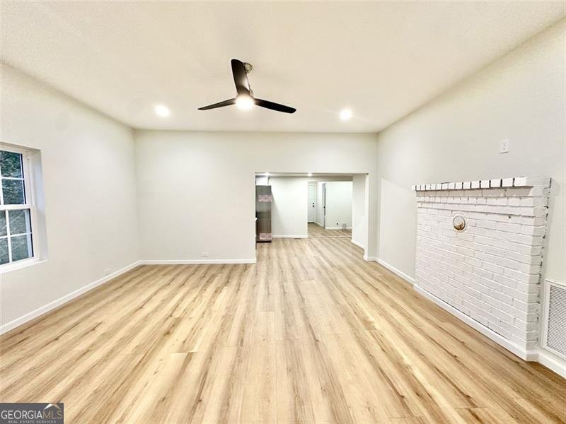 22 NINTH Street Trion - 11