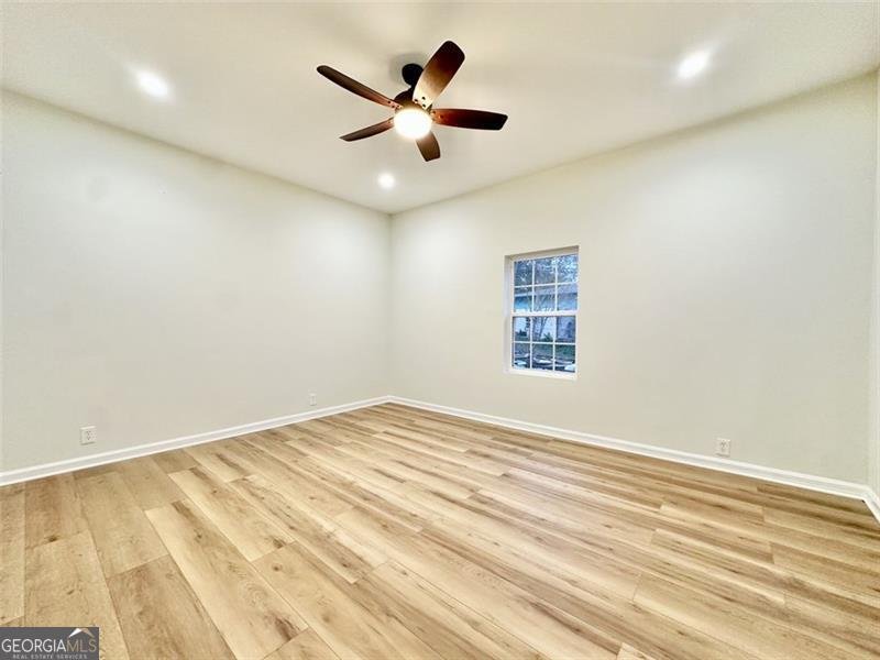 22 NINTH Street Trion - 9