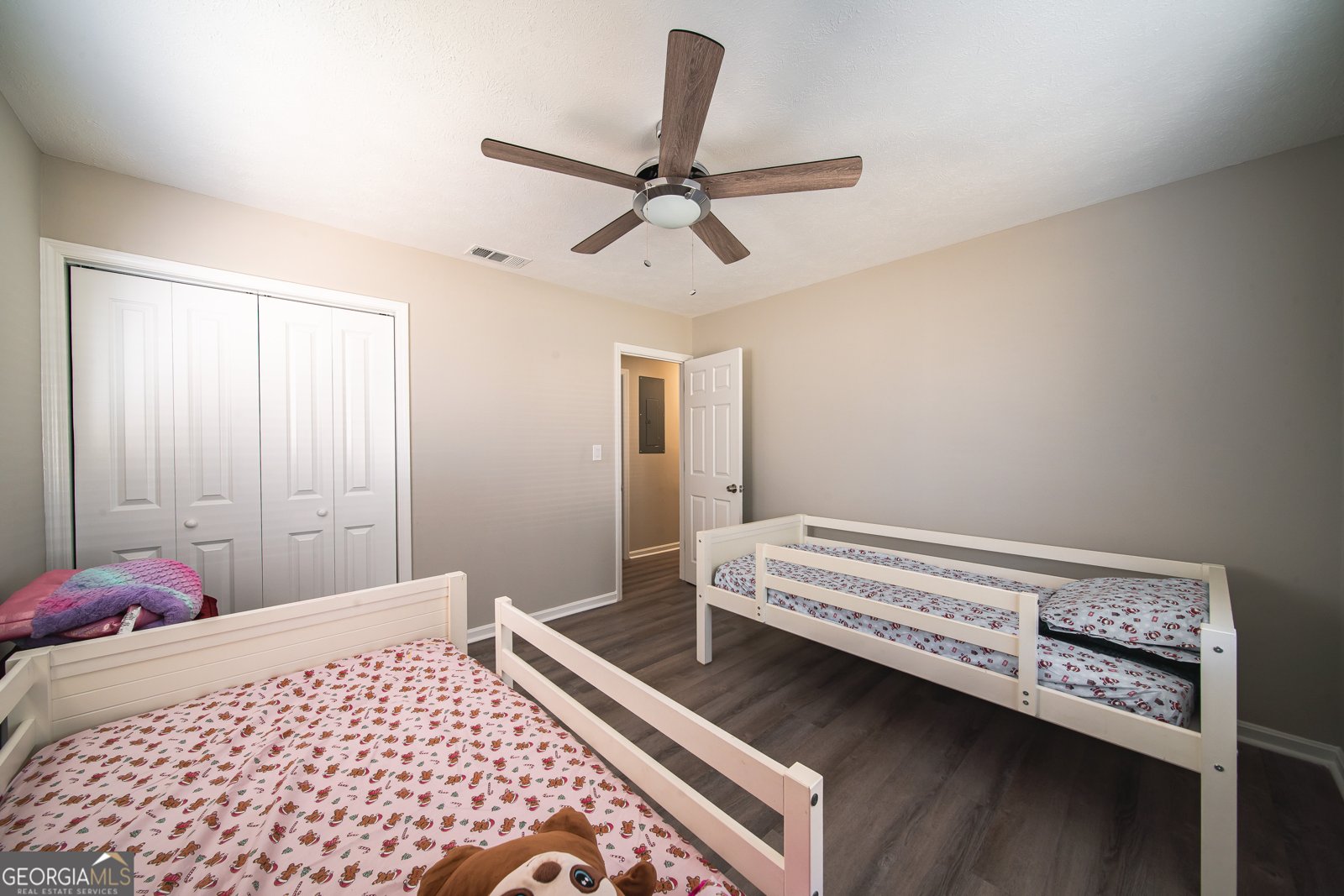 6040 Luna Drive Columbus - 23