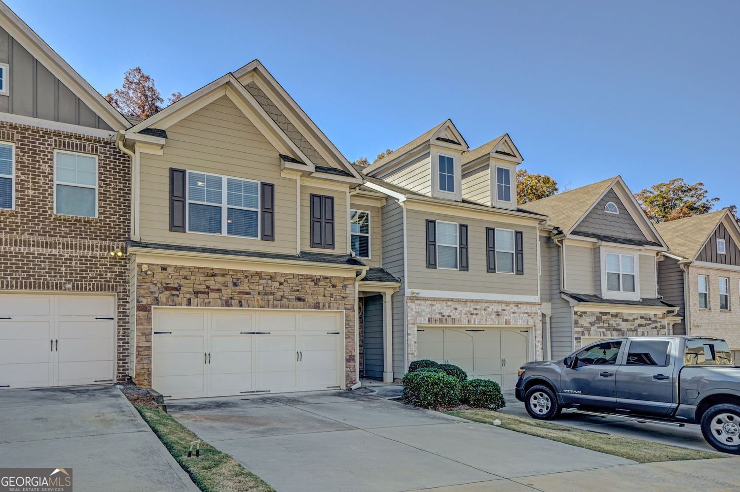 3920 Augustine Place Rex - 4