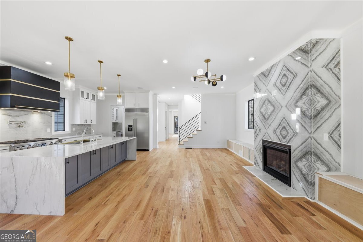 1385 Sylvan Circle Brookhaven - 14