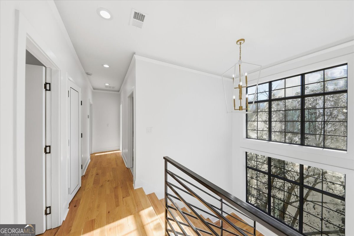 1385 Sylvan Circle Brookhaven - 18