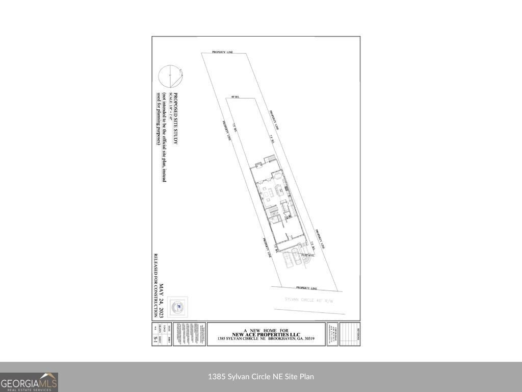 1385 Sylvan Circle Brookhaven - 3