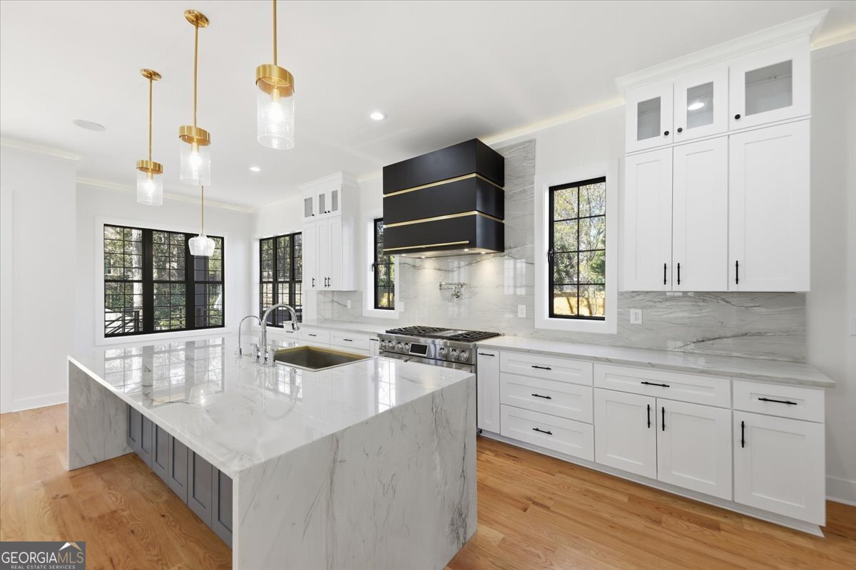 1385 Sylvan Circle Brookhaven - 8