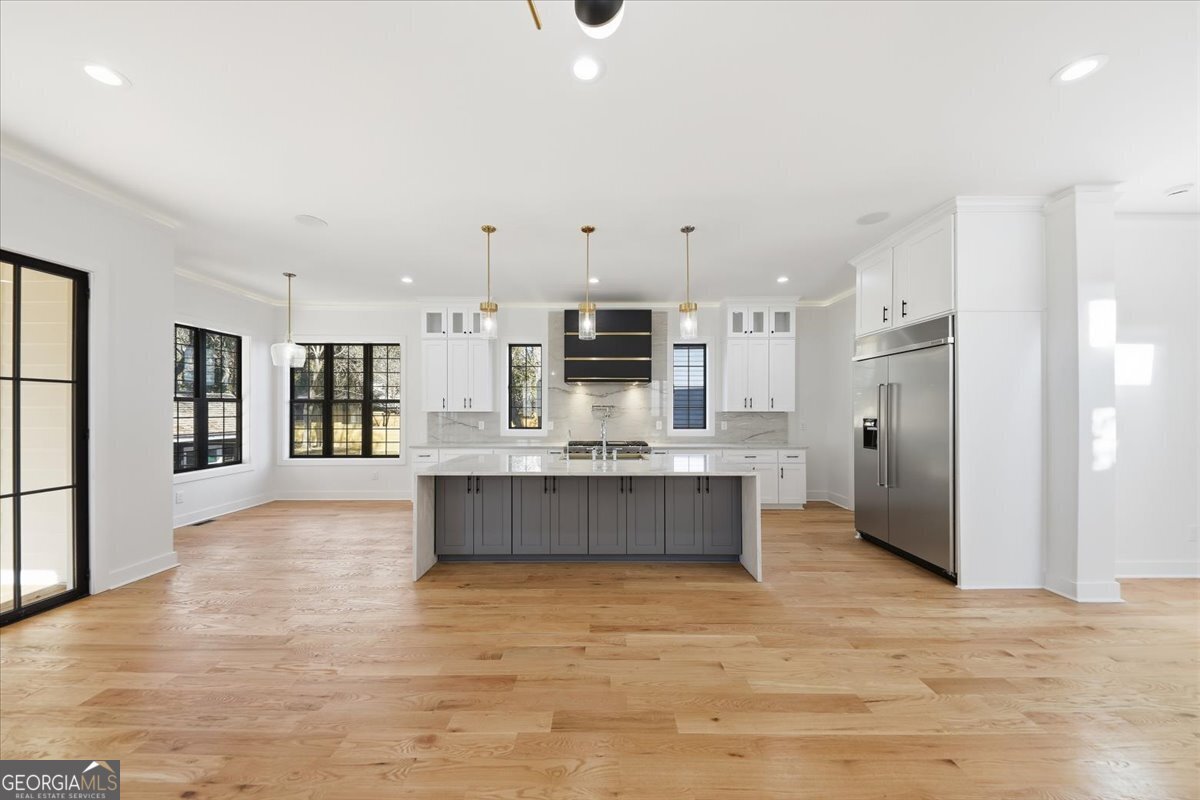 1385 Sylvan Circle Brookhaven - 9