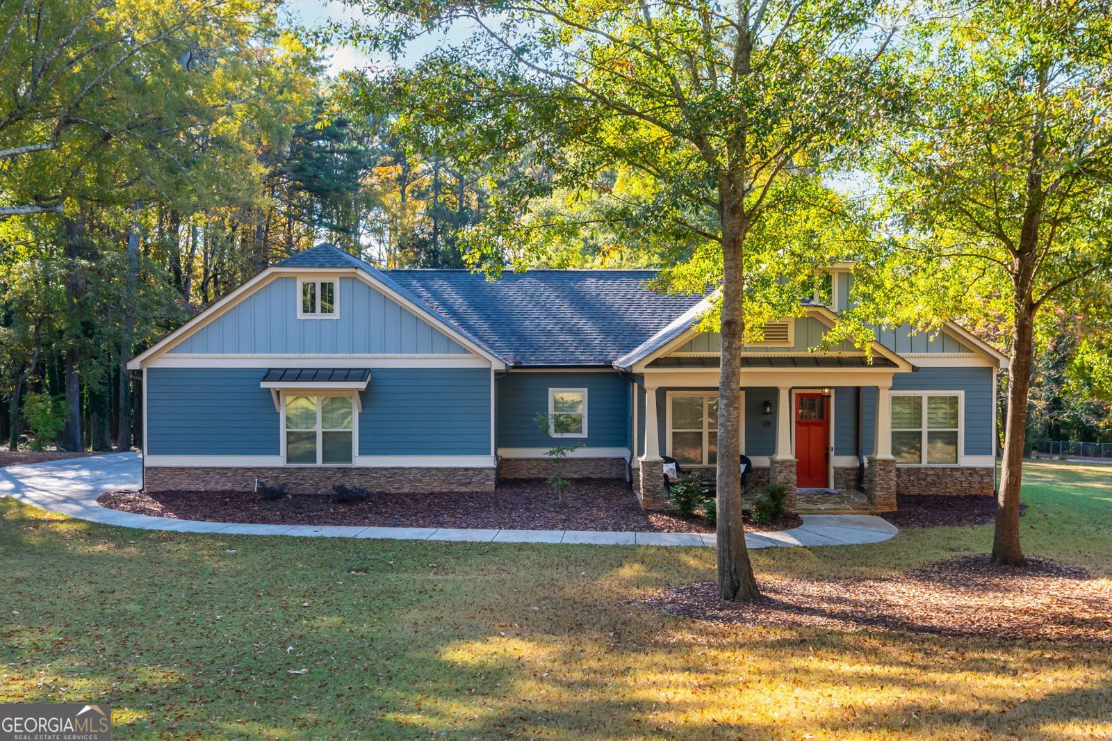 4311 Pineview Drive Powder Springs - 1