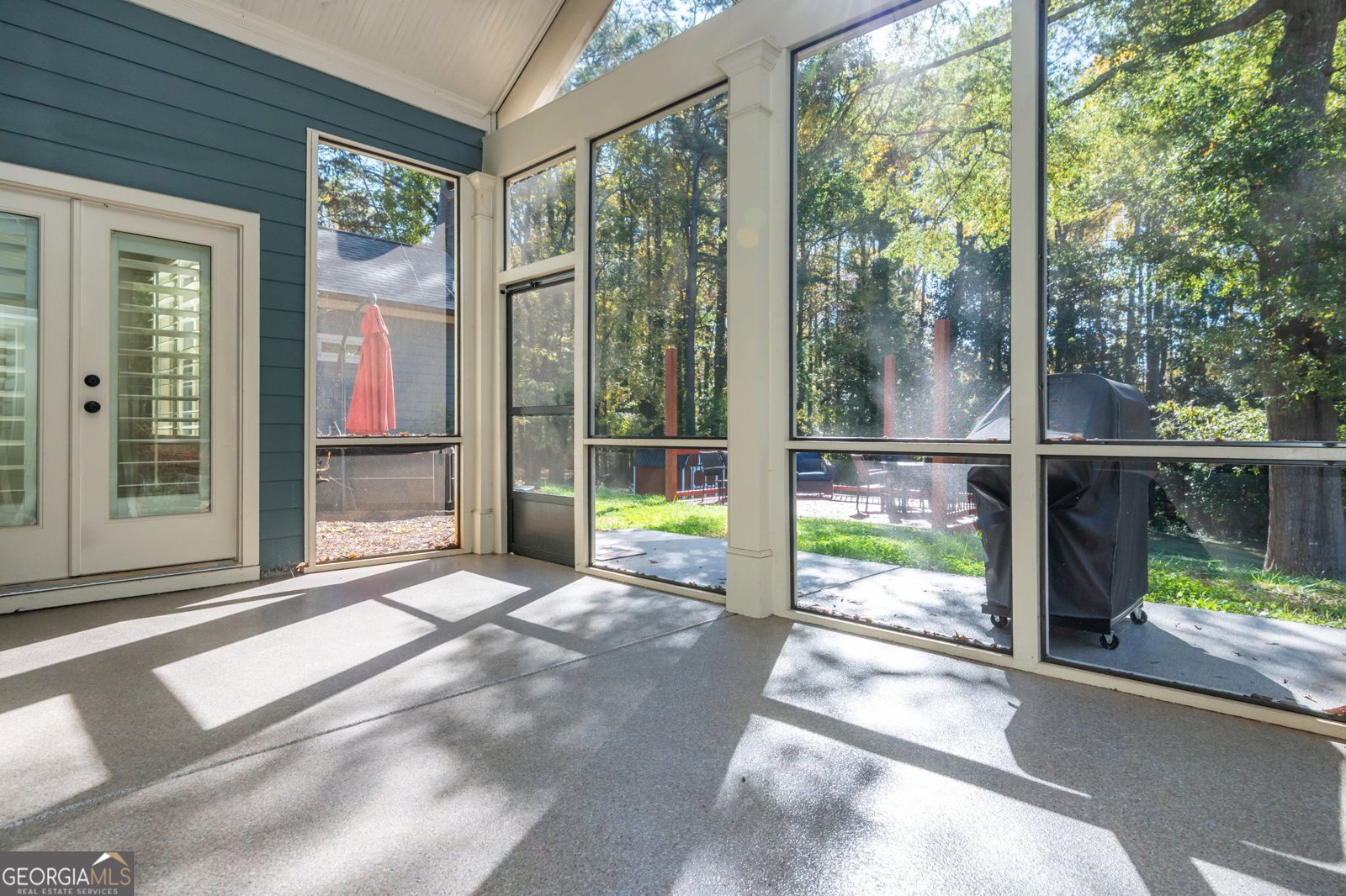 4311 Pineview Drive Powder Springs - 23