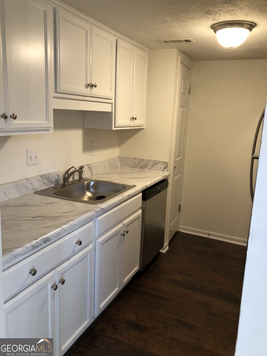 1077 New Haven Drive Marietta - 8