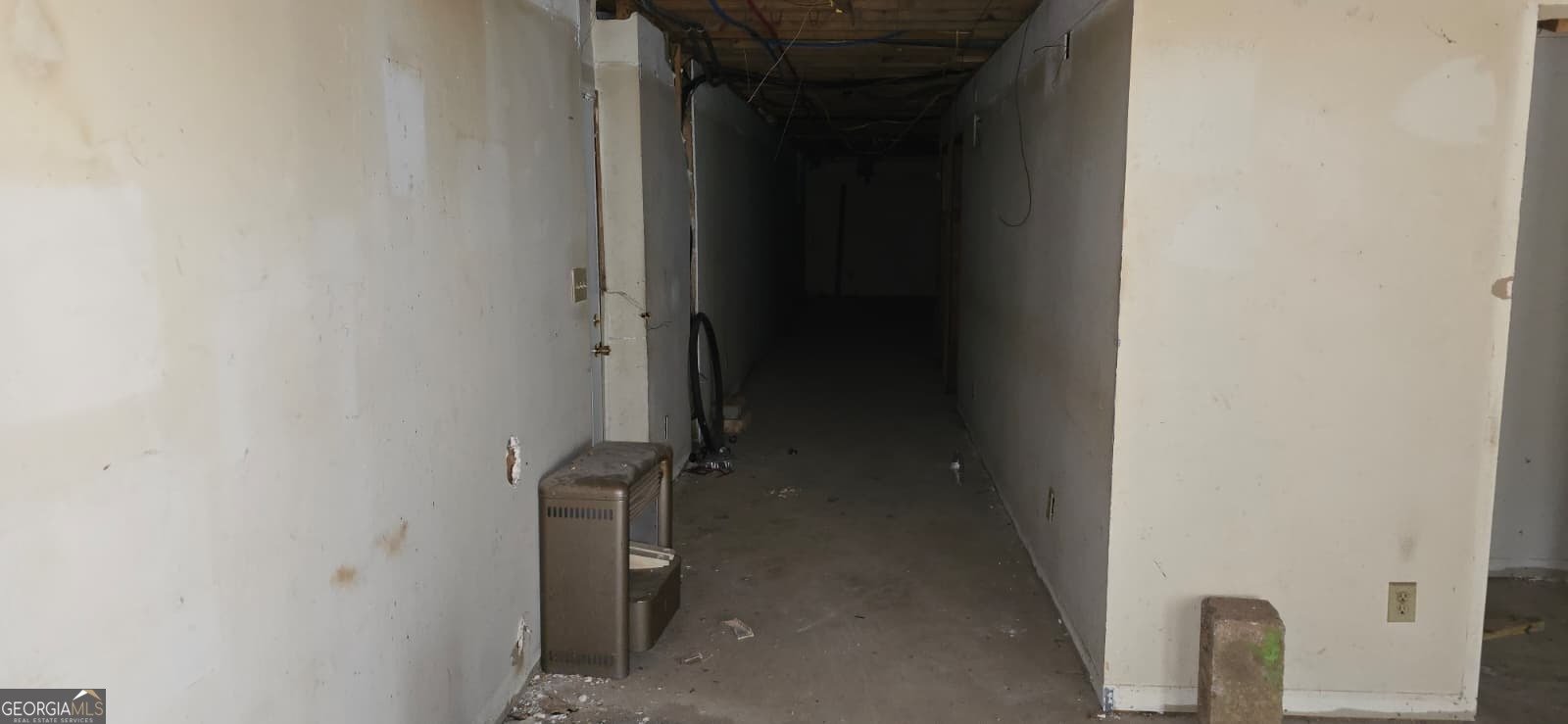 6435 Cumberland Drive Rex - 38