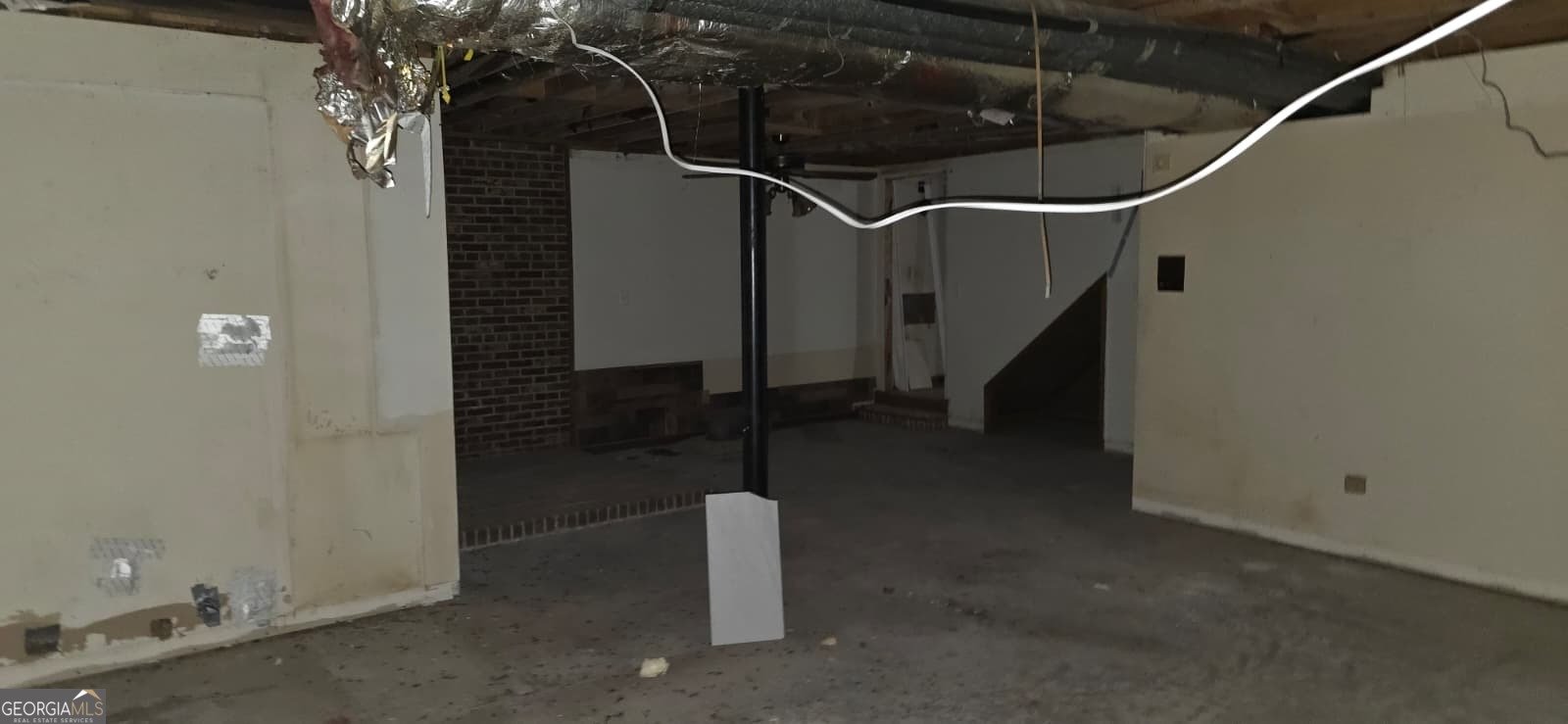 6435 Cumberland Drive Rex - 42