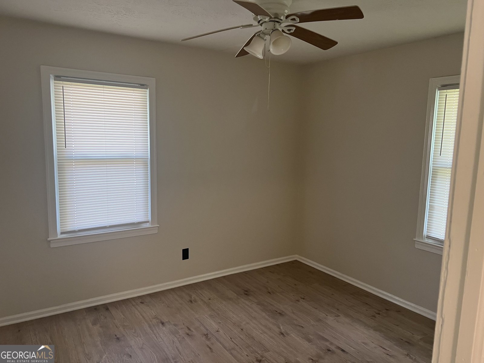 784 Springvalley Drive Forest Park - Photo 13