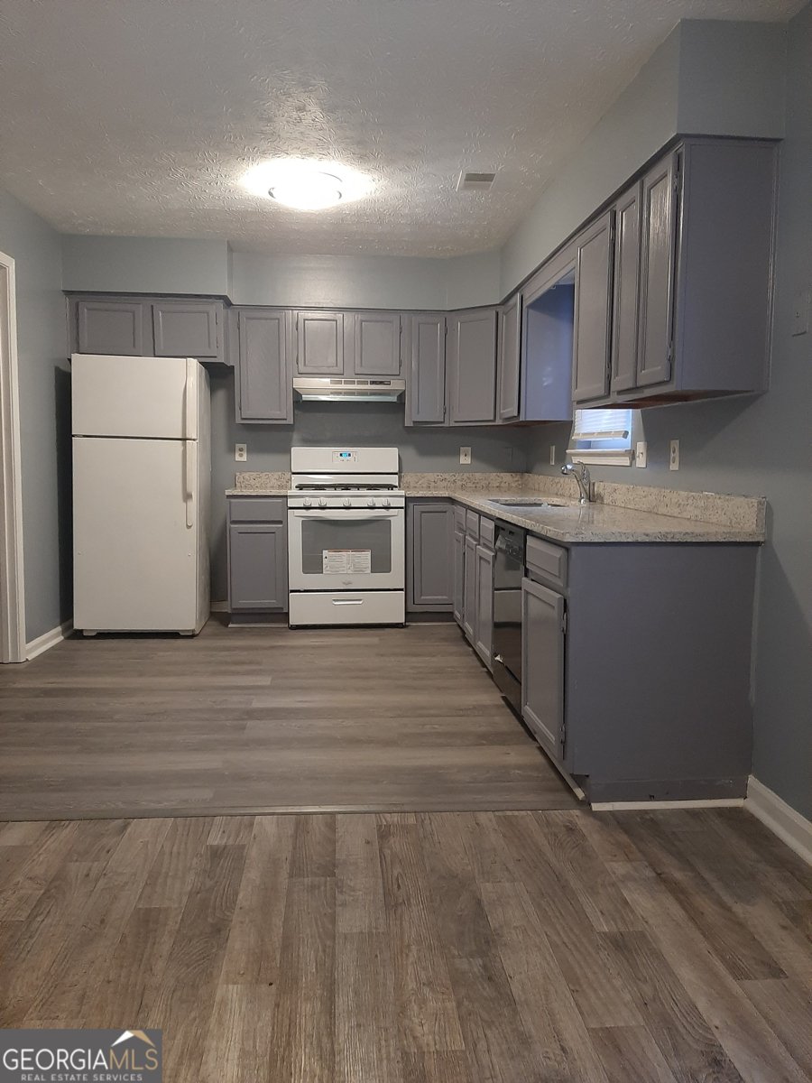 3514 TEN OAKS Court Powder Springs - 3