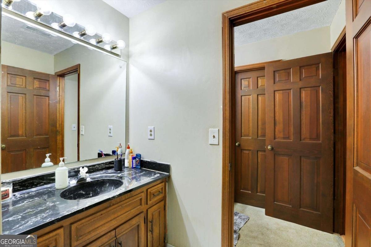 4806 Dean Lane Lilburn - 2