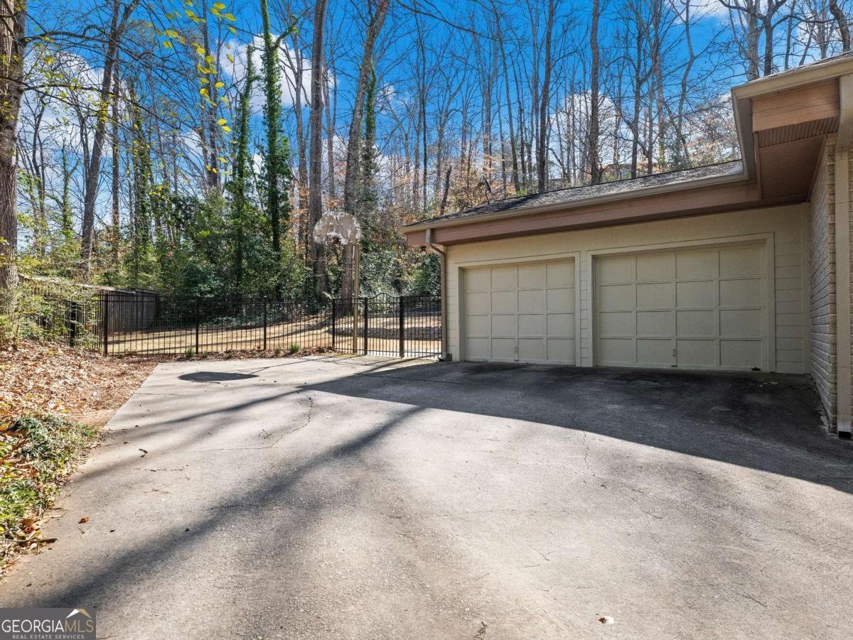 2153 Starfire Drive Atlanta - 30