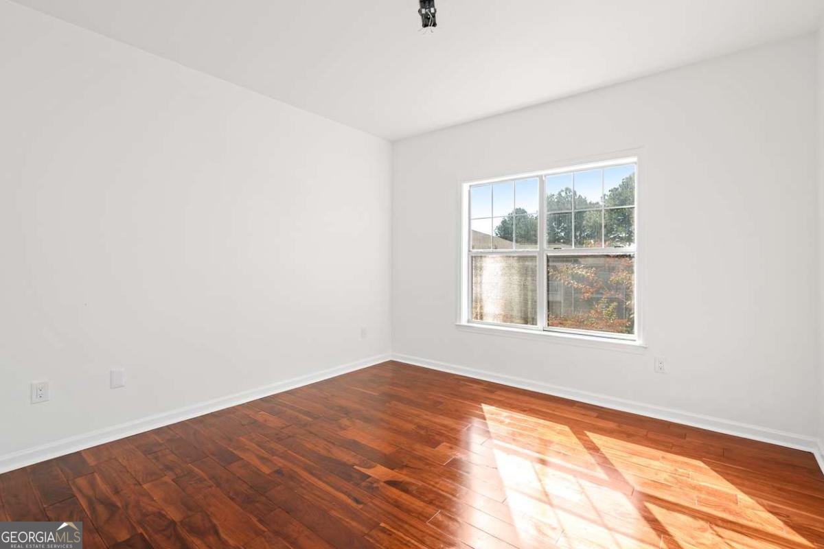 2700 Pine Tree Road Atlanta - 20