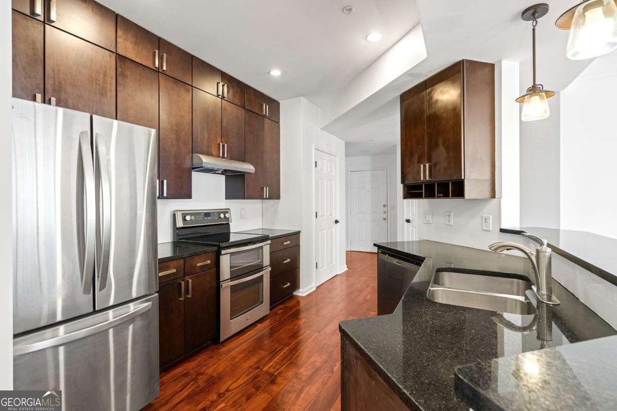 2700 Pine Tree Road Atlanta - 9