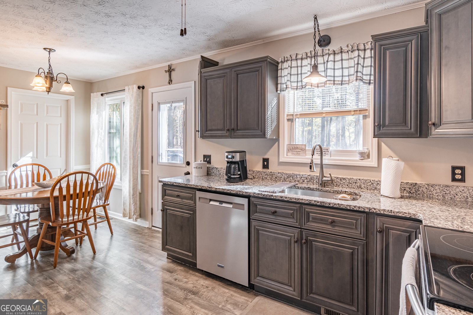 867 WINDWARD Road Winder - 20