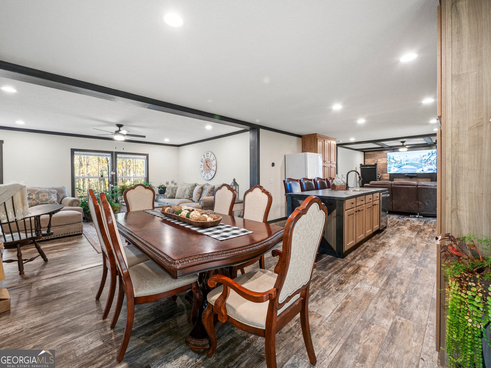 163 M T Trail Commerce - 12