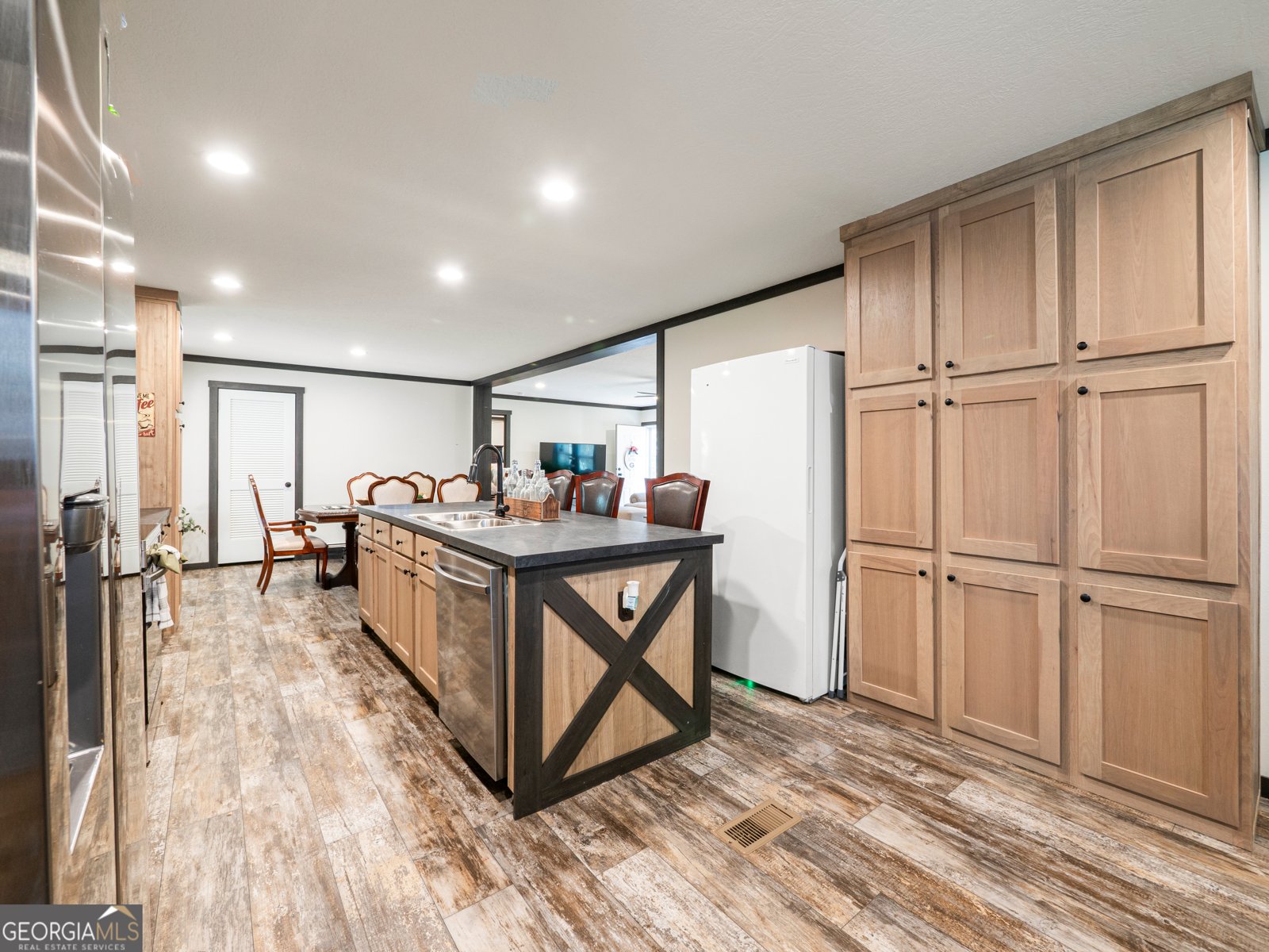 163 M T Trail Commerce - 14