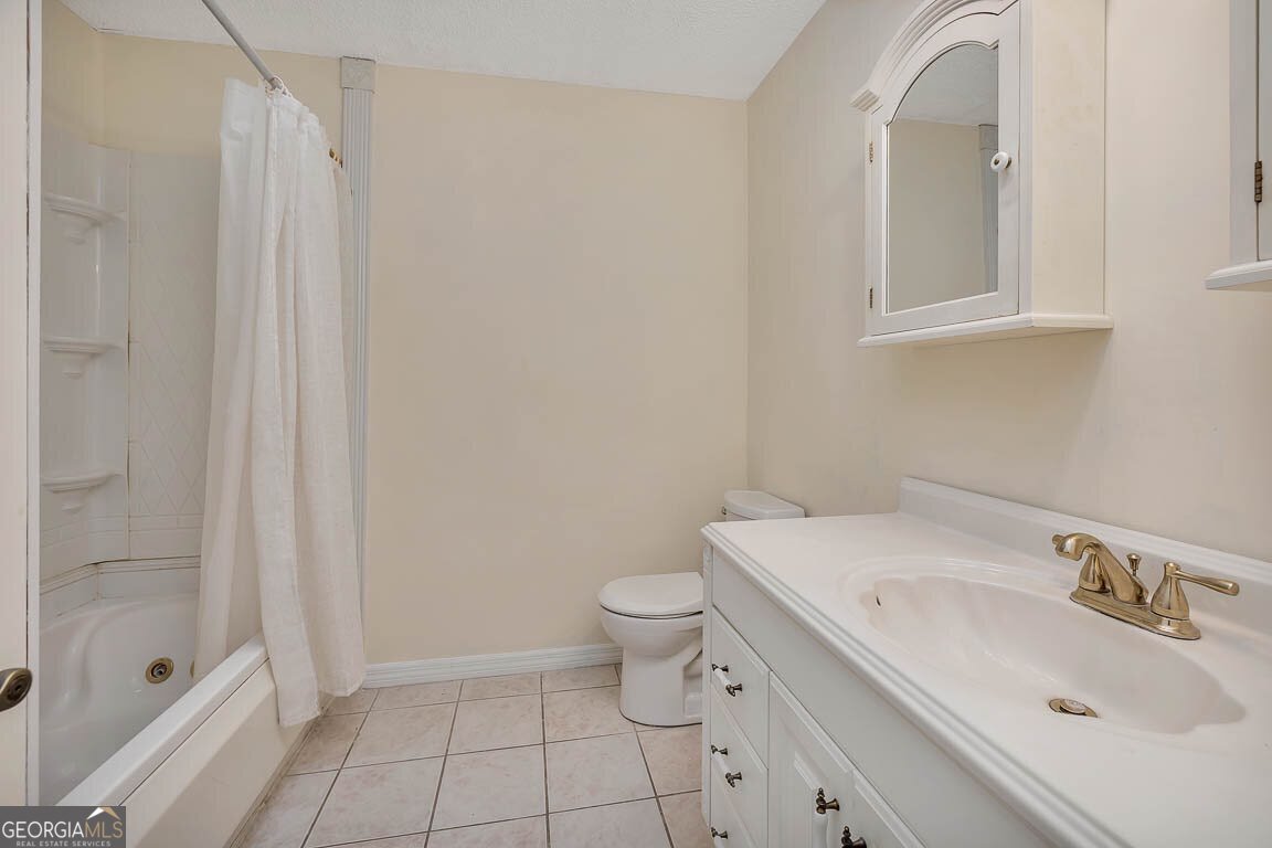 8 London Hill Road Woodbine - 16